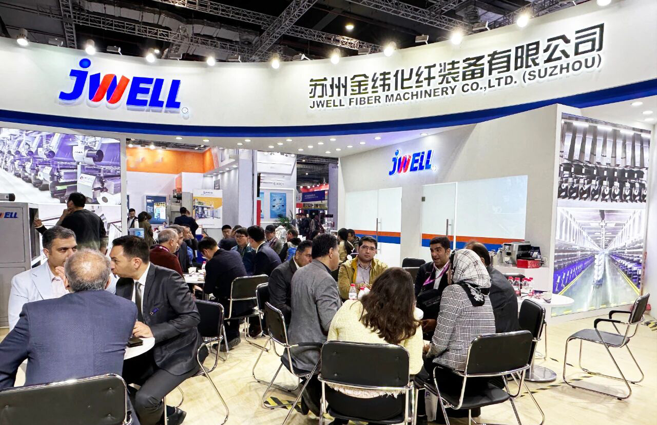 Triển l&atilde;m5-1