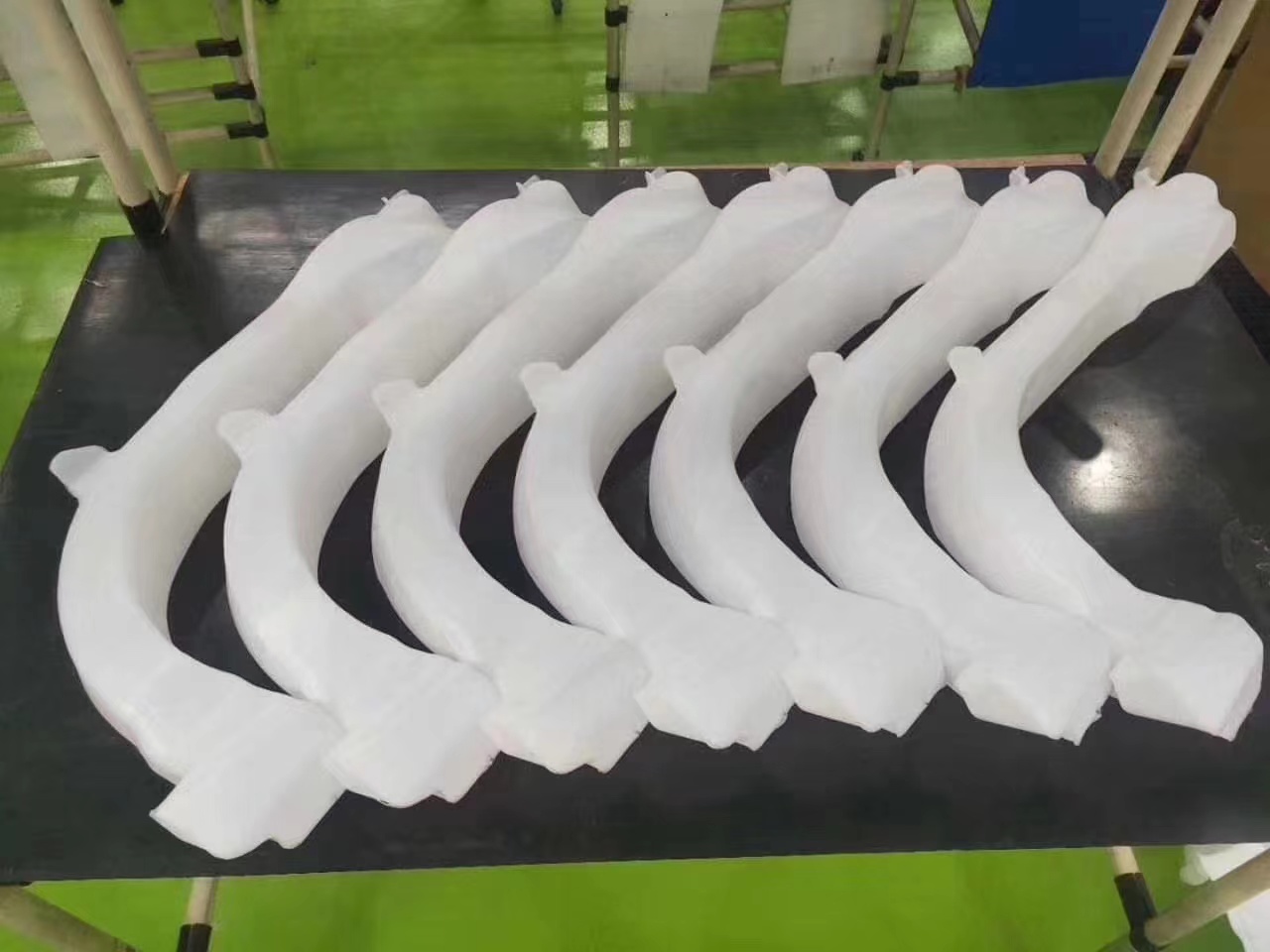 Máy thổi khuôn ba chiều Jwell (Robot) cho ống dẫn khí/ống nạp dầu tự động