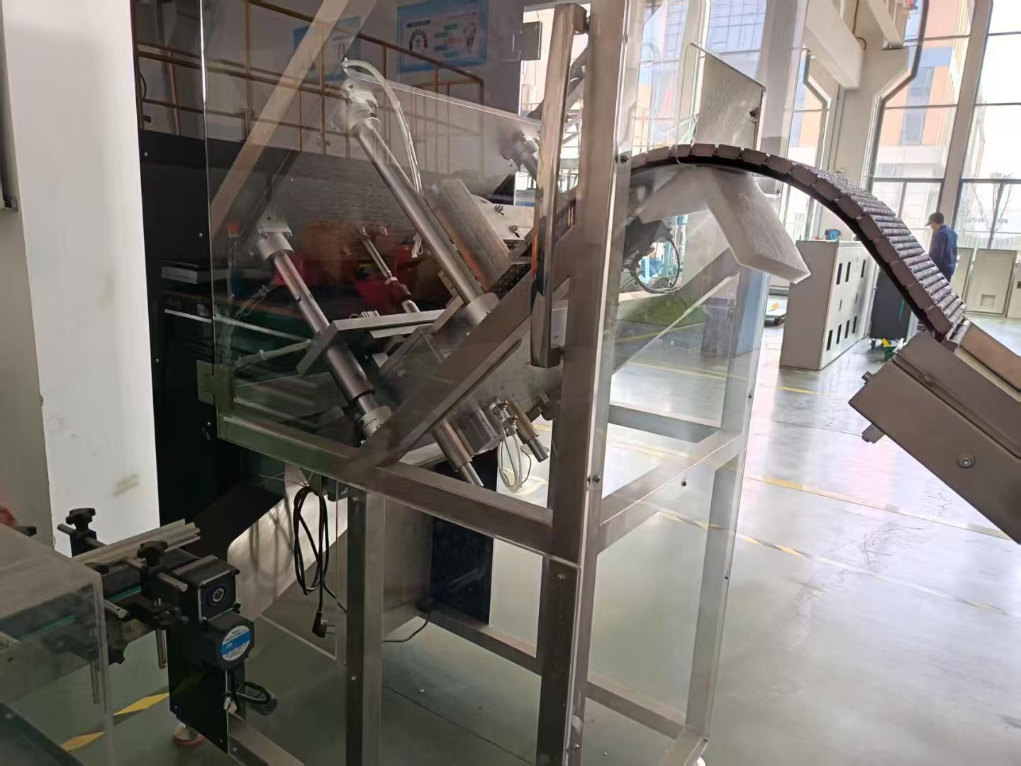 Hệ thống thổi & đổ đầy & bịt kín hộp nhựa không chứa vi khuẩn BFS Chế tạo ống mềm